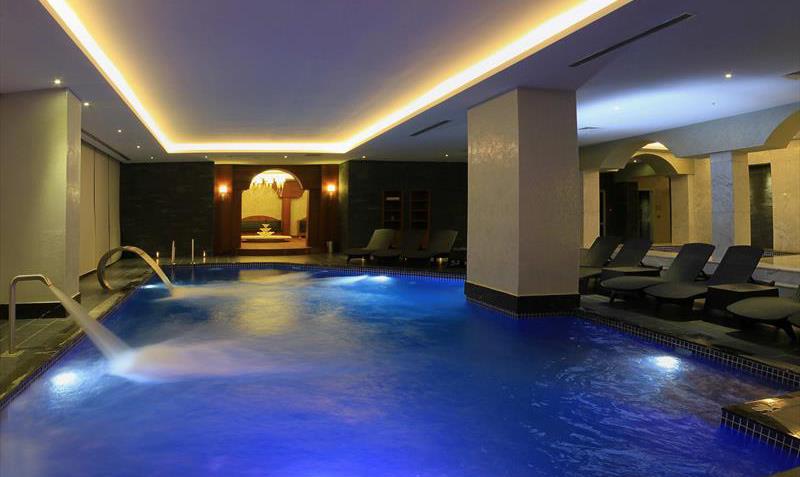 Ak Resort Hotel Kapalı Havuzları