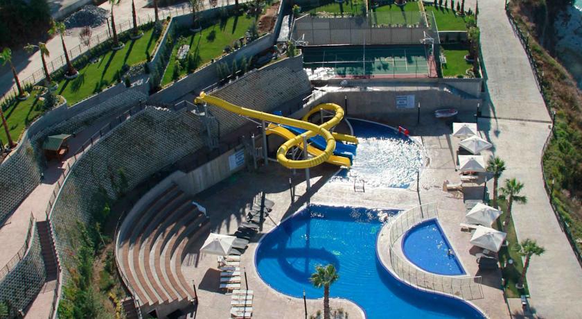 Ak Resort Hotel Kaydıraklı Havuz